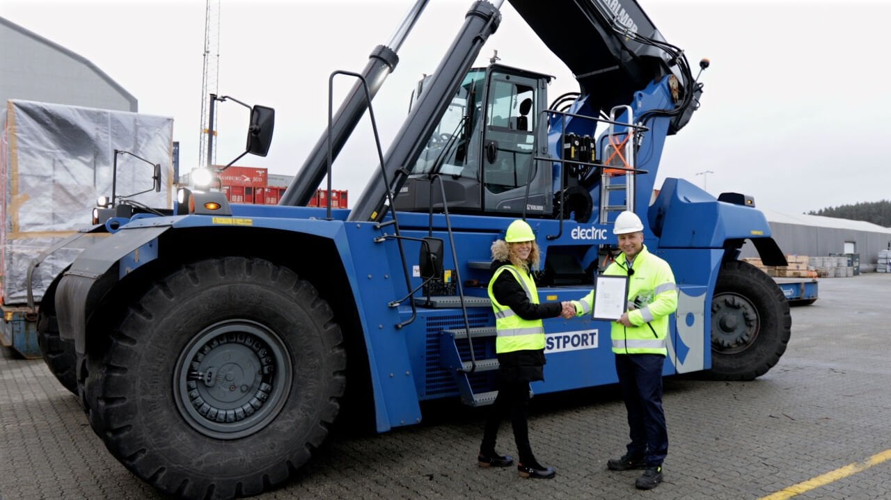 Kalmar, Westport AS ile Ortaklığını Güçlendiriyor: Sıfır Emisyon Hedeflerine Ulaşmak İçin Dört Elektrikli Reachstacker Teslim Edildi