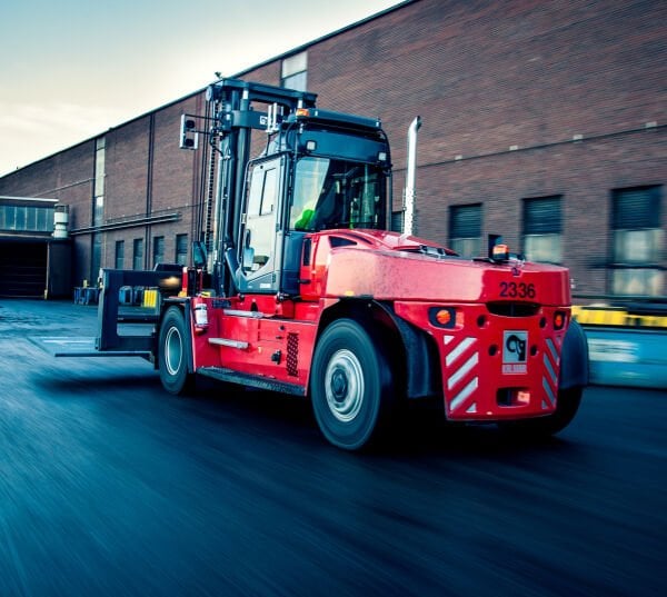 Essential Model Forklift 10 - 18 Ton