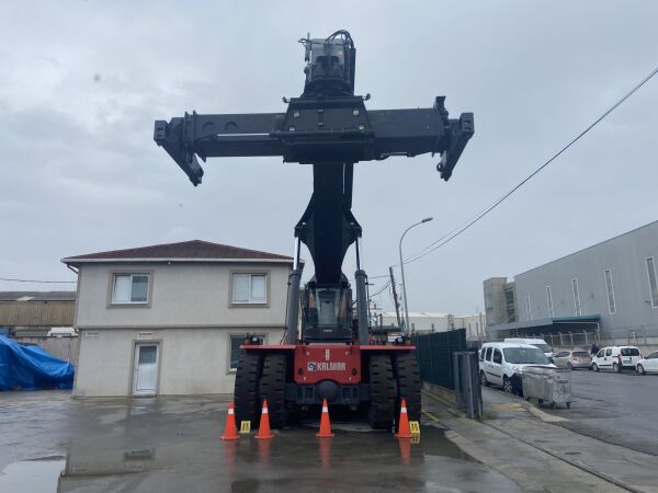 Eco Reach Stacker