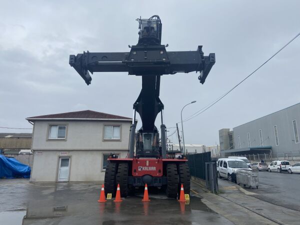 Eco Reach Stacker